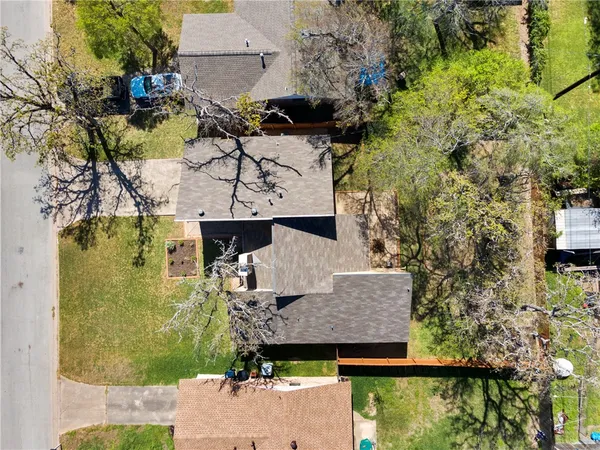 $260,000 | 3204 Heatherwood Drive, Bryan, TX 77801