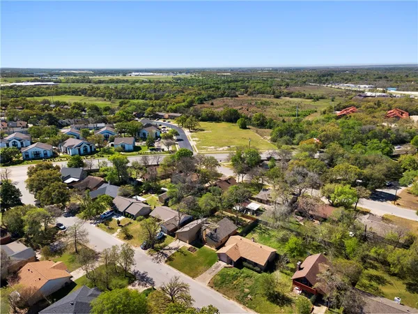 $260,000 | 3204 Heatherwood Drive, Bryan, TX 77801