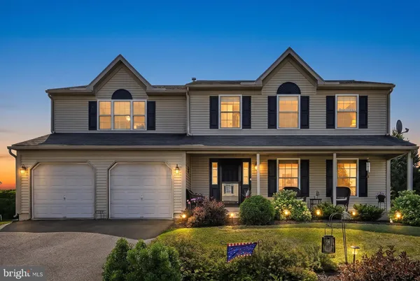 $460,000 | 4 Oswego Lane, Reading, PA 19605