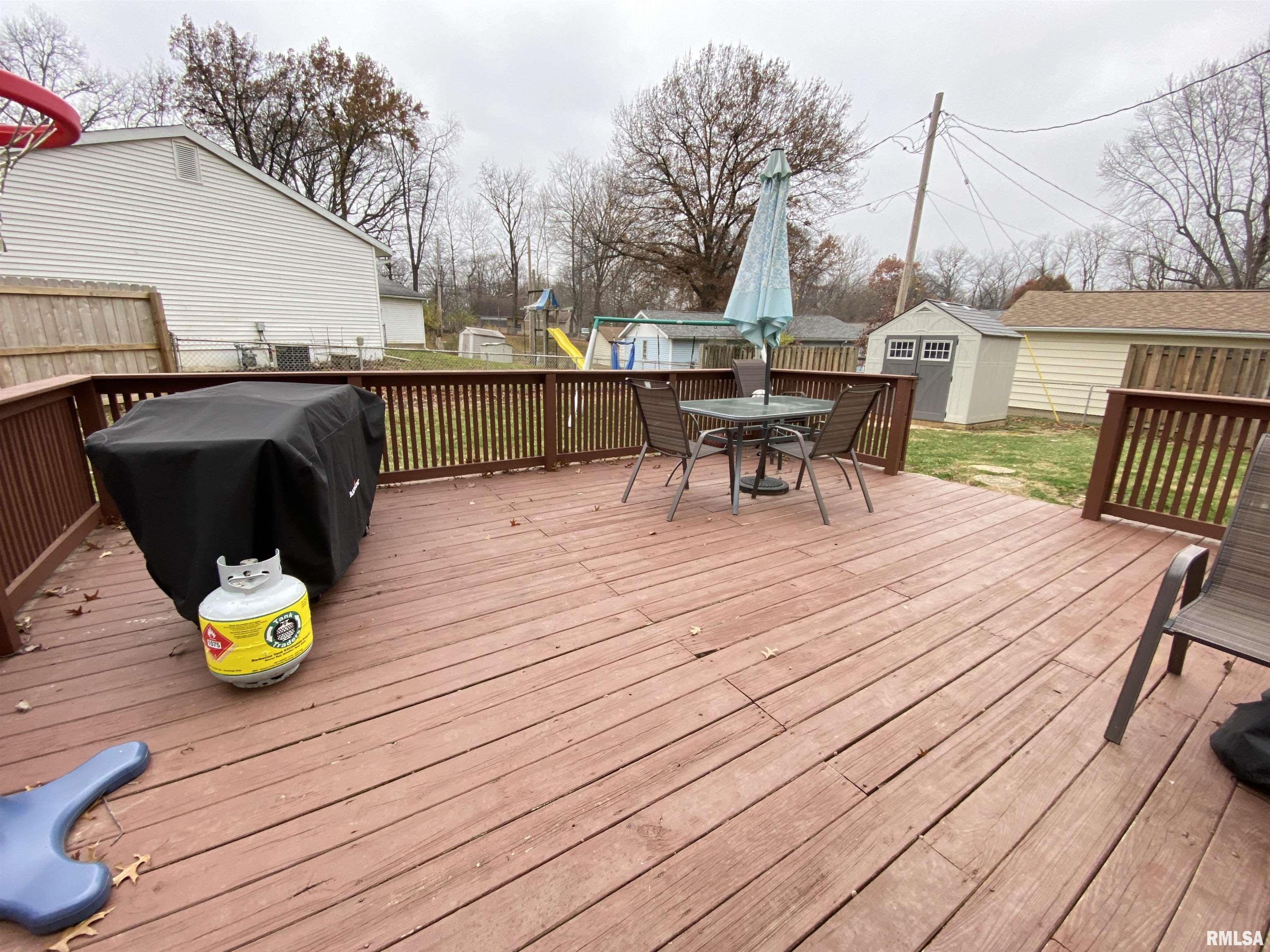 106 Windsor Road Springfield, IL 62702 - Photo 21 of 24