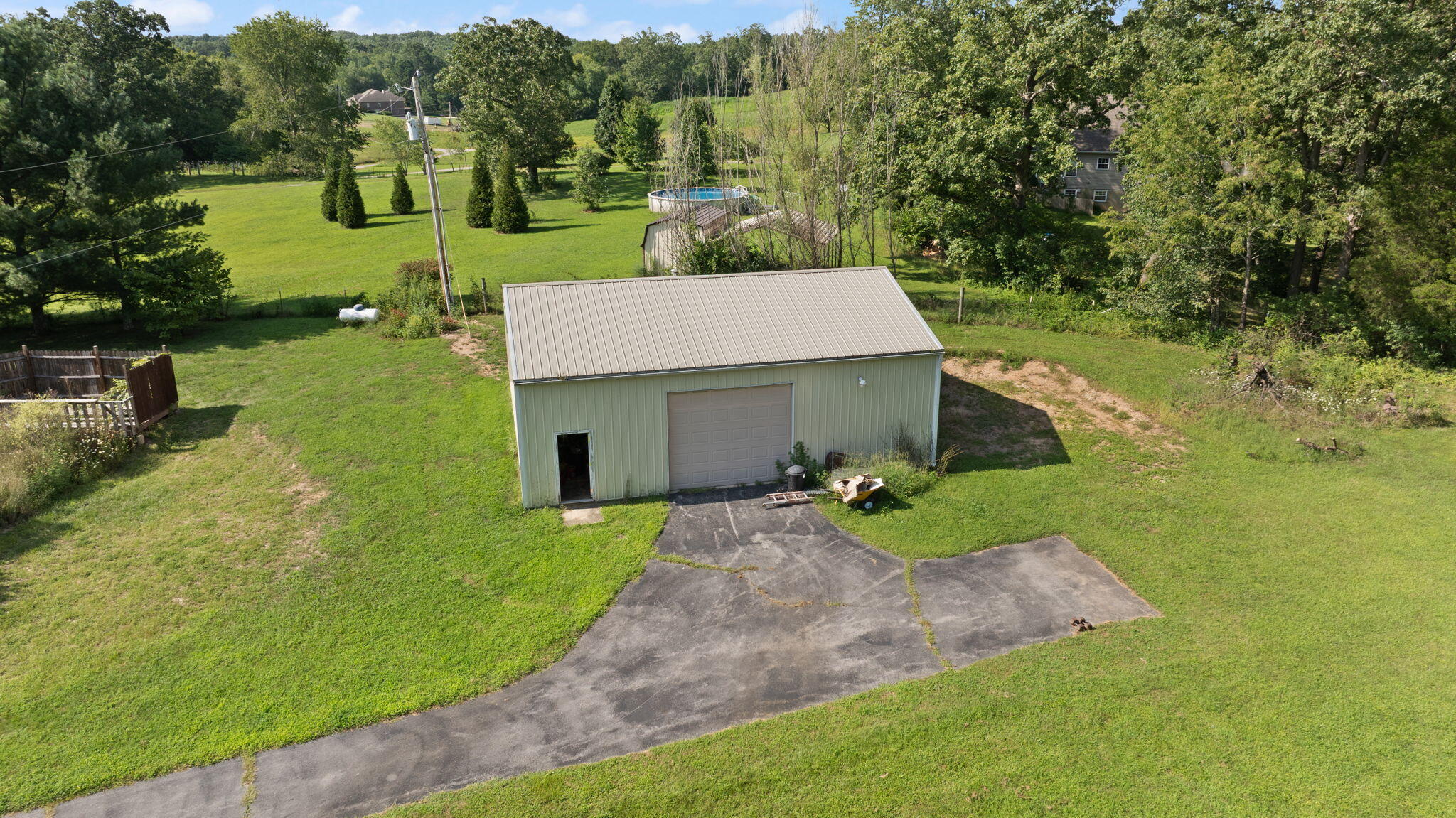 946 Pine Ridge Road Winchester, KY 40391 - Photo 54 of 68 89-web-or-mls-DJI_20250809170150_0201_D