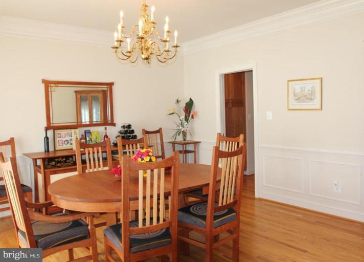 2640 Military Road Arlington, VA 22207 - Photo 11 of 19 Dining Room #2
