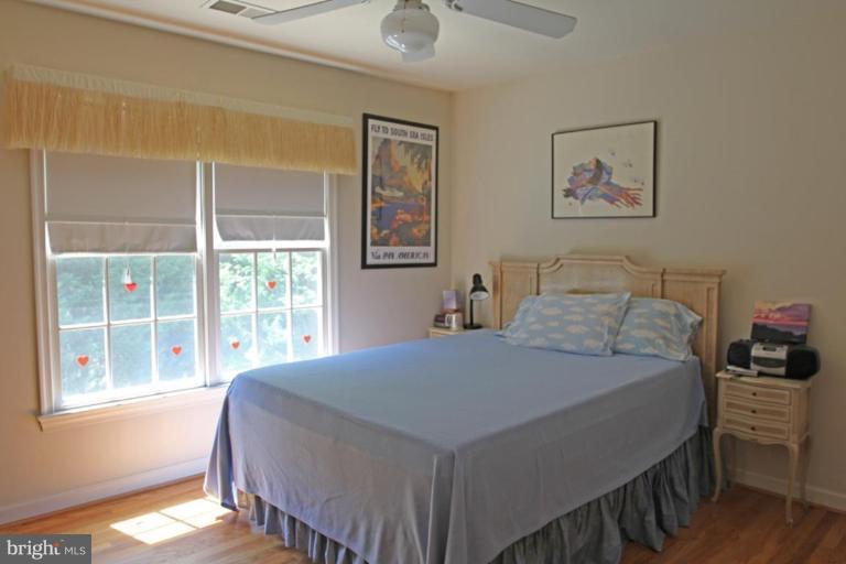 2640 Military Road Arlington, VA 22207 - Photo 15 of 19 Bedroom #1