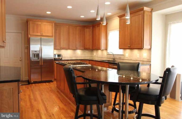 2640 Military Road Arlington, VA 22207 - Photo 4 of 19 Kitchen #3