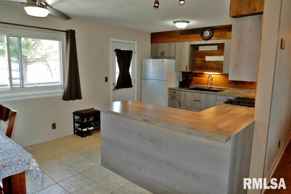 13320 North Wayne Road Chillicothe, IL 61523 - Photo 13 of 55 Gallery Image 13