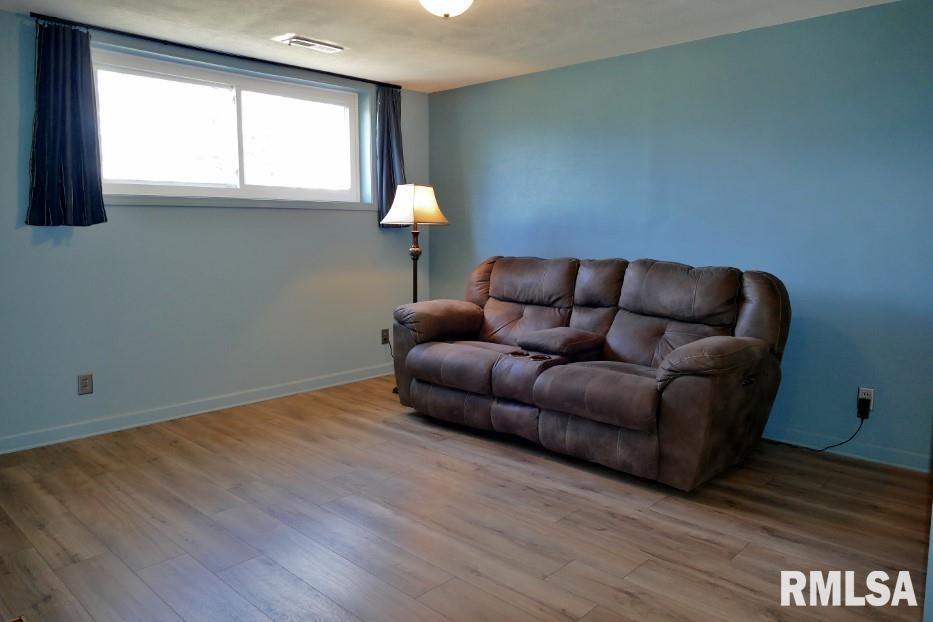 13320 North Wayne Road Chillicothe, IL 61523 - Photo 29 of 55 Gallery Image 29