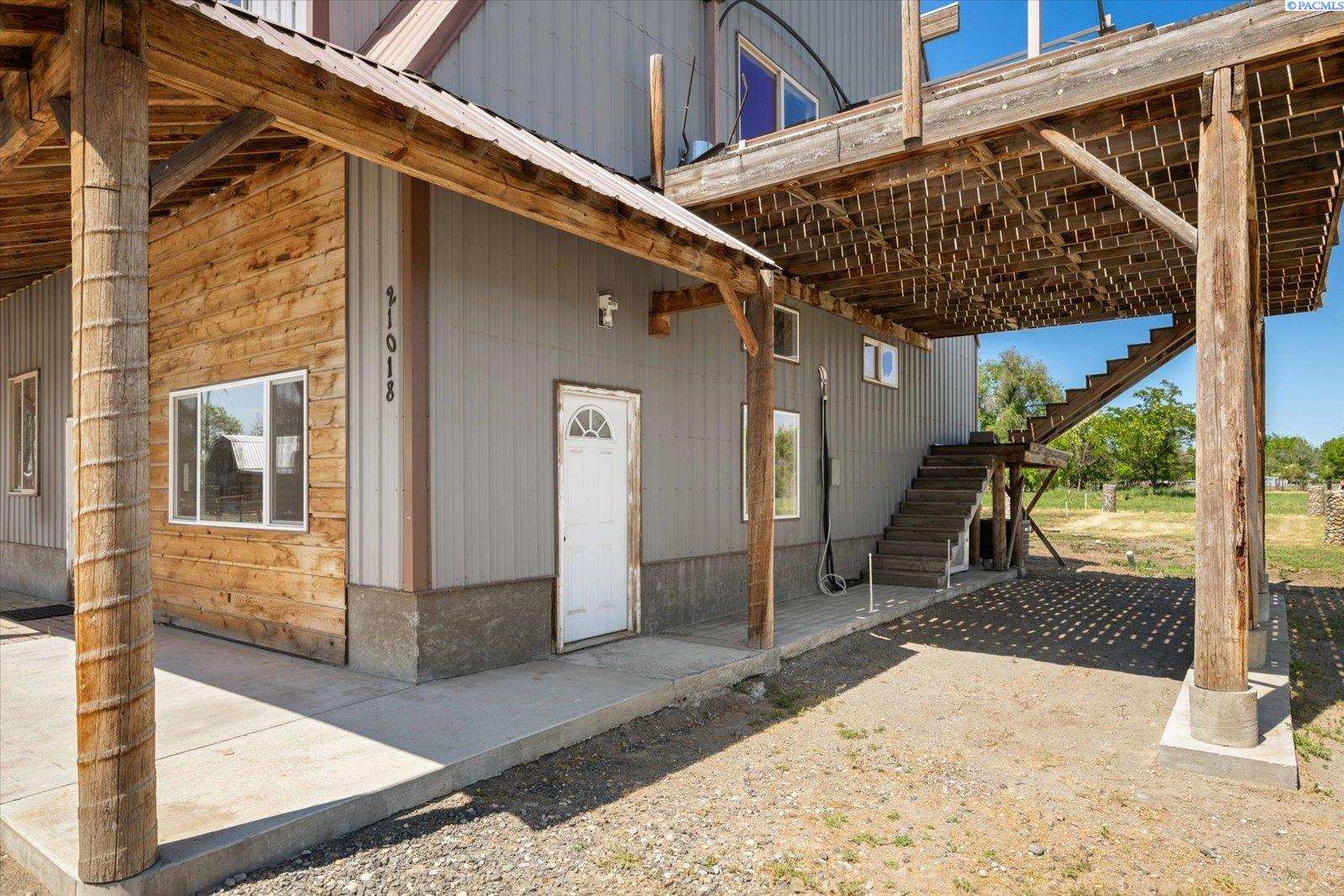 21018 South Finley Road Kennewick, WA 99337 - Photo 9 of 41 Gallery Image 9