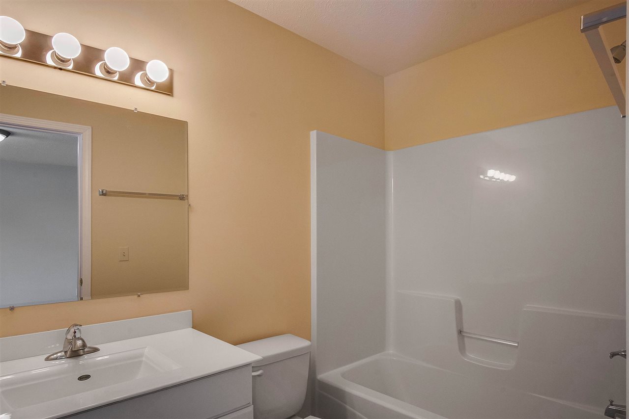 54845 Currant Road Mishawaka, IN 46545 - Photo 17 of 31 Gallery Image 17