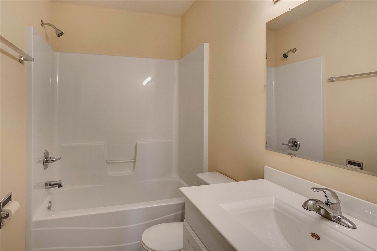 54845 Currant Road Mishawaka, IN 46545 - Photo 26 of 31 Gallery Image 26
