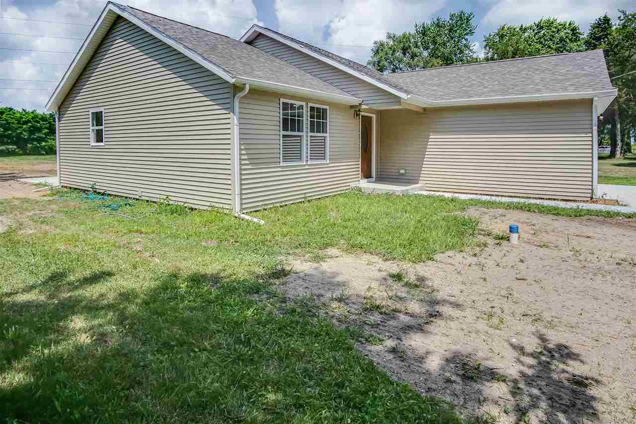54845 Currant Road Mishawaka, IN 46545 - Photo 4 of 31 Gallery Image 4