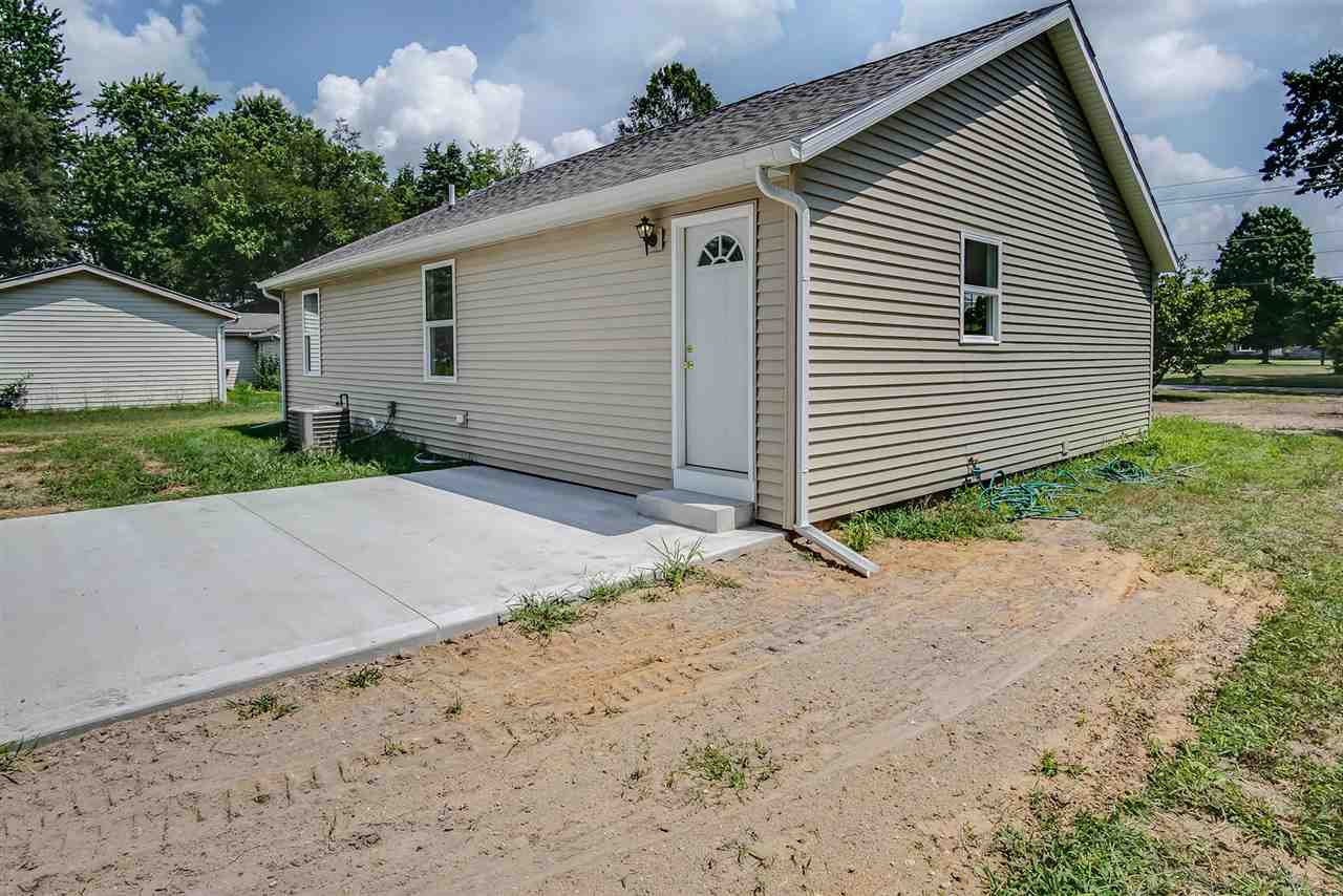 54845 Currant Road Mishawaka, IN 46545 - Photo 5 of 31 Gallery Image 5