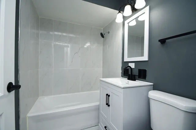 $1,600 | 17204 71st Avenue, Unit 1, Tinley Park, IL 60477