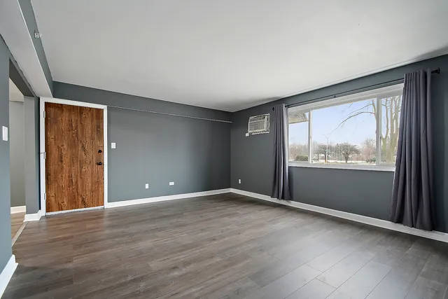 $1,600 | 17204 71st Avenue, Unit 1, Tinley Park, IL 60477