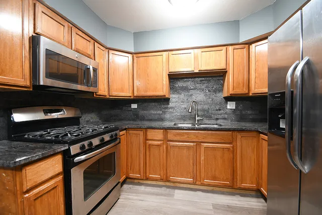 $1,600 | 17204 71st Avenue, Unit 1, Tinley Park, IL 60477