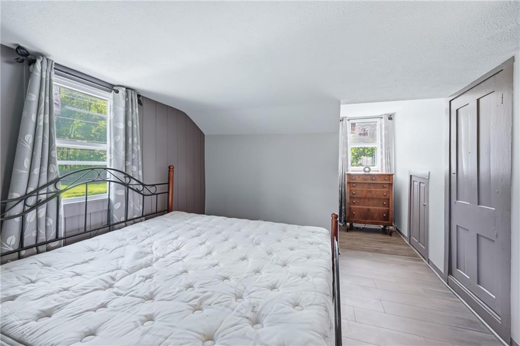 2310 South Keel Ridge Road Hermitage, PA 16148 - Photo 23 of 50 PRIMARY BEDROOM