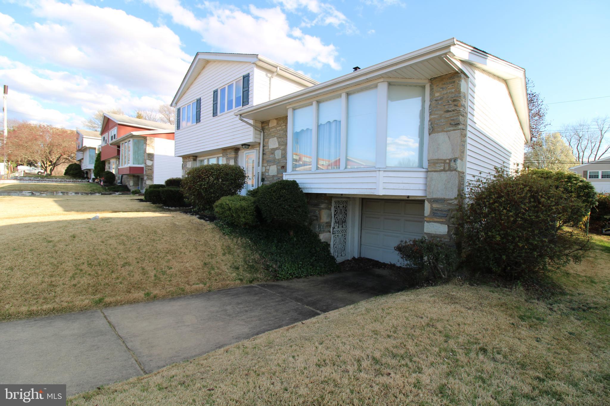 3812 Brookview Road Philadelphia, PA 19154 - Photo 2 of 26