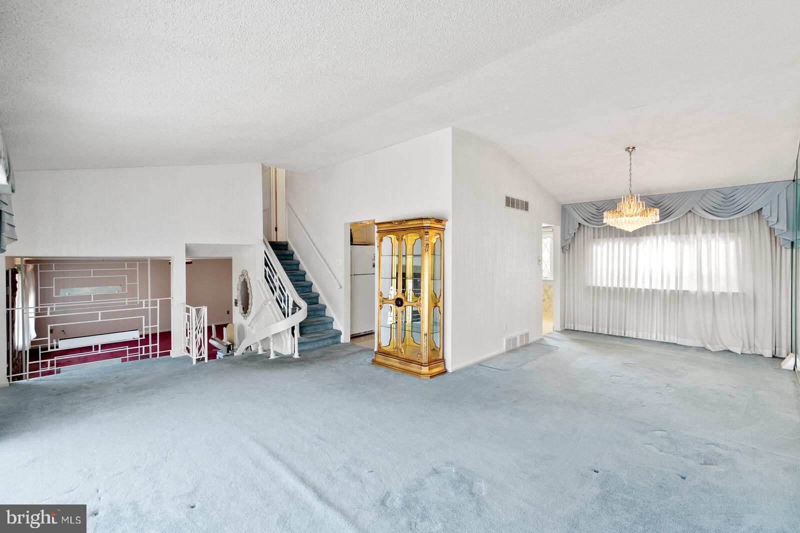 3812 Brookview Road Philadelphia, PA 19154 - Photo 8 of 26