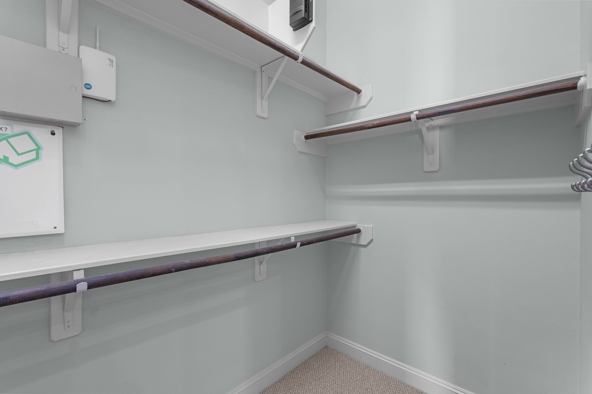 5617 Kiam Street, Unit A Houston, TX 77007 - Photo 18 of 21 Primary Closet.