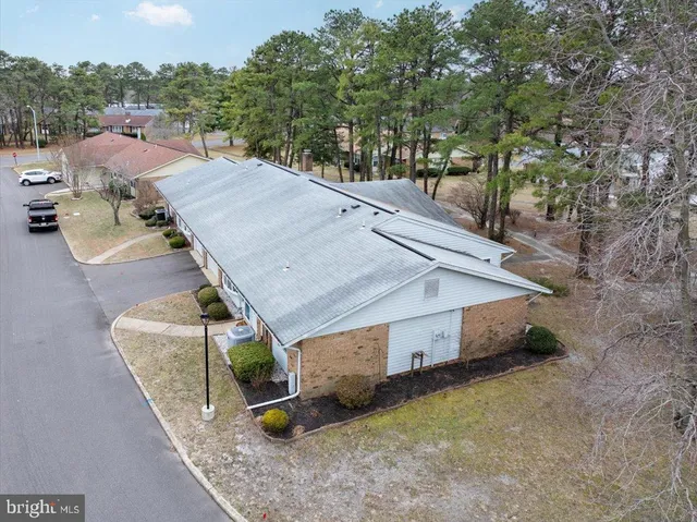 view of kitchen with microwave oven