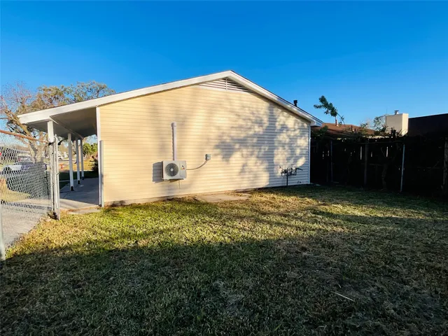 $219,900 | 1202 Dutch Street, Deer Park, TX 77536