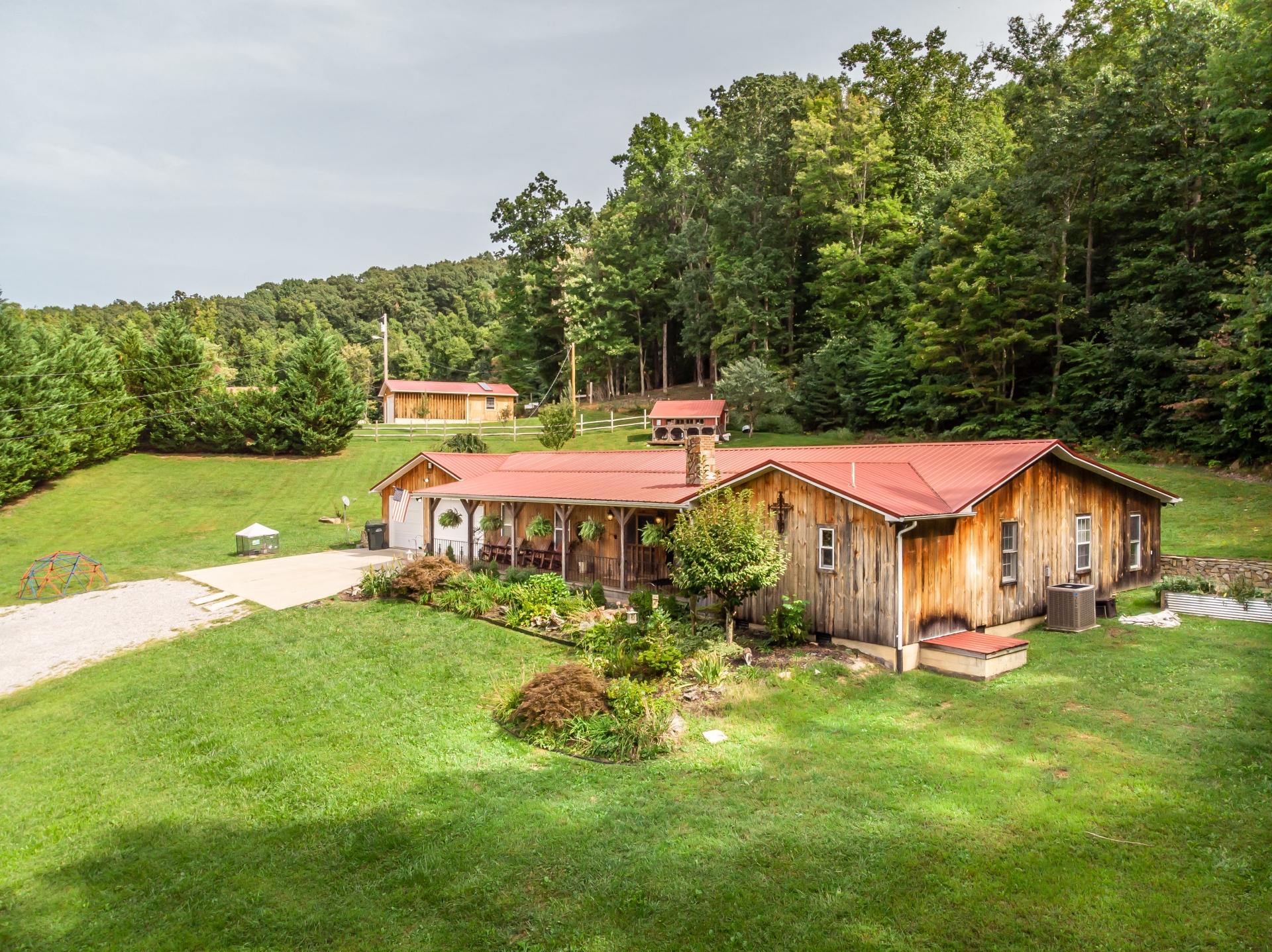 424 Roaring Creek Road Chuckey, TN 37641 - Photo 58 of 71 424RoaringCreekC_093