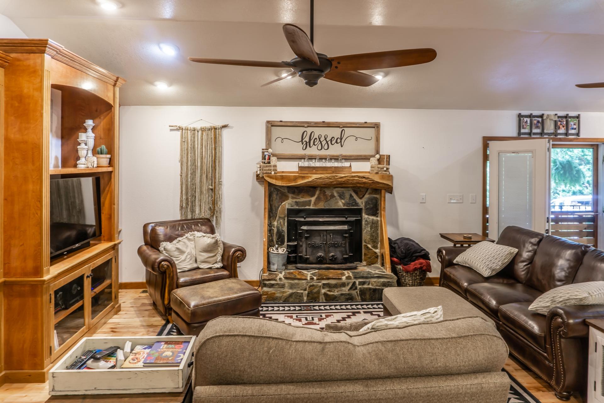 424 Roaring Creek Road Chuckey, TN 37641 - Photo 8 of 71 424RoaringCreekC_021