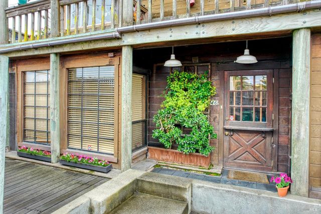 $3,000,000 | 40 Varda Landing Road, Sausalito, CA 94965