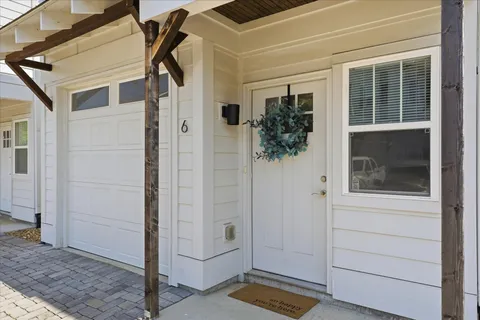 $365,000 | 300 Stewarts Ferry Pike, Unit 6, Nashville, TN 37214