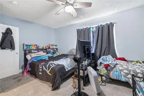$274,999 | 319-321 East Agnew Avenue, Carrick, PA 15210
