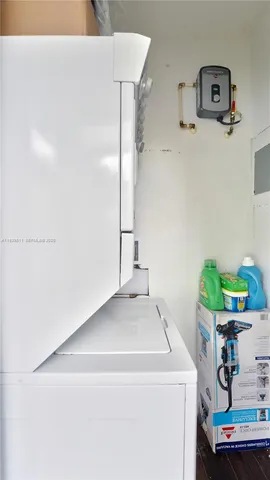 $2,950 | 1441 Northeast 154th Terrace, North Miami Beach, FL 33162