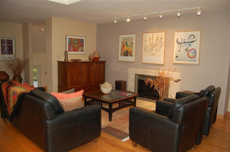 2312 Devonshire Road Ann Arbor, MI 48104 - Photo 9 of 45 Photo 9