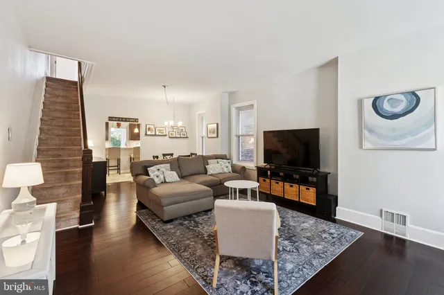 $395,000 | 3404 Henry Avenue, Philadelphia, PA 19129