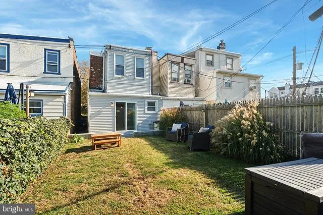 $395,000 | 3404 Henry Avenue, Philadelphia, PA 19129