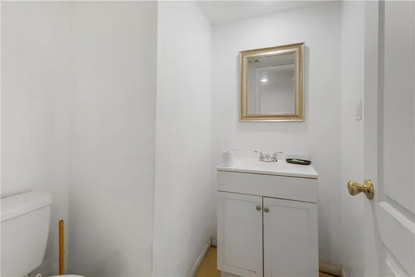$648,000 | 139 Dr Martin Luther King Jr Boulevard, Bakersfield, CA 93307