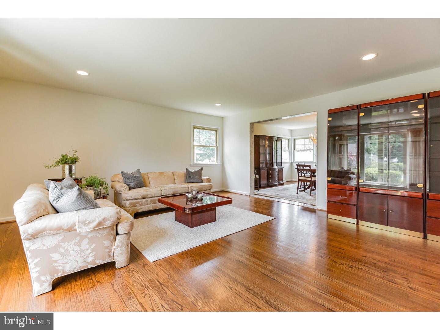 1000 Susan Road Philadelphia, PA 19115 - Photo 5 of 25