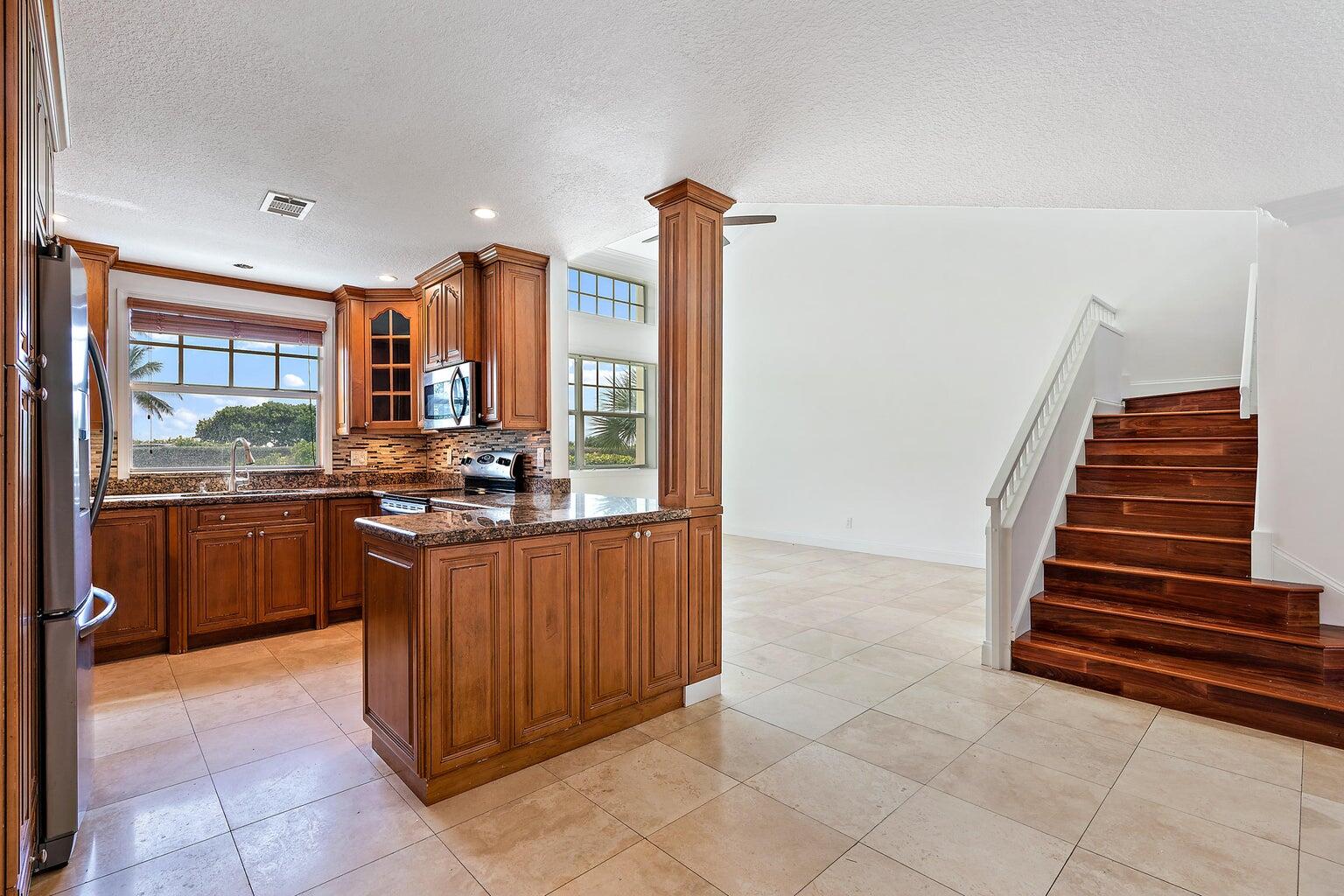 705 Mainsail Circle Jupiter, FL 33477 - Photo 5 of 20 Kitchen