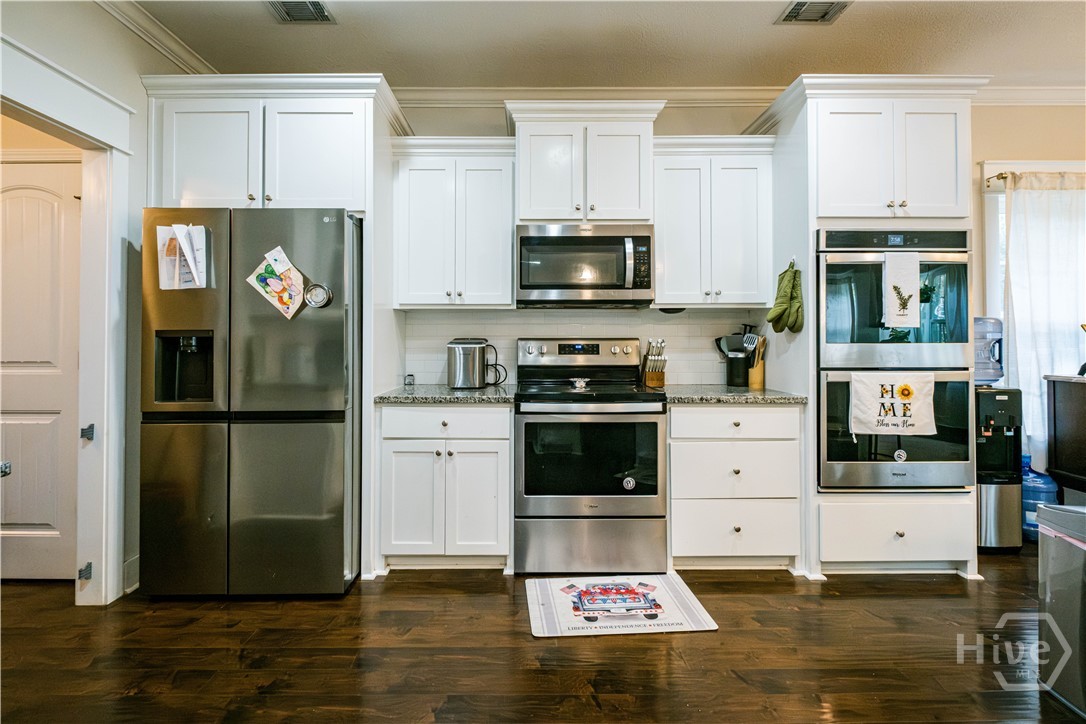83 Spartina Way Midway, GA 31320 - Photo 8 of 50 Main Kitchen