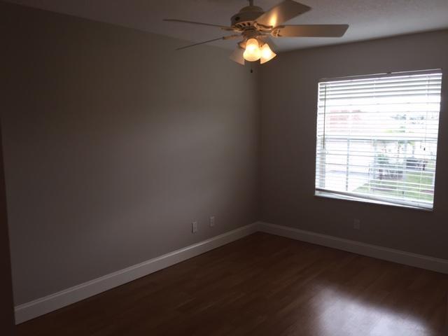 407 North Key Lime Square Southwest Vero Beach, FL 32968 - Photo 20 of 24