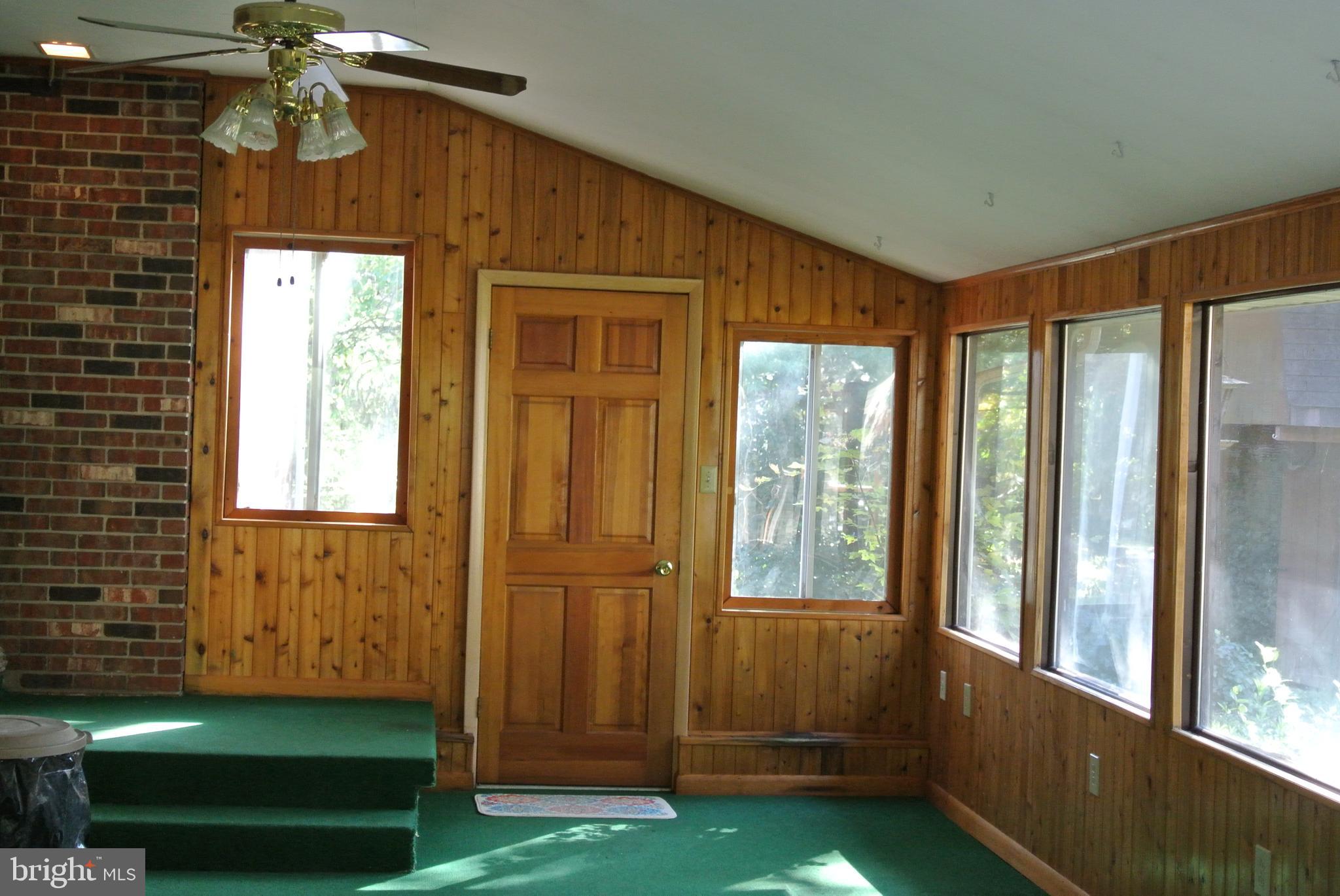 6903 Circle Road Baltimore, MD 21220 - Photo 14 of 26 Great space for entertaining