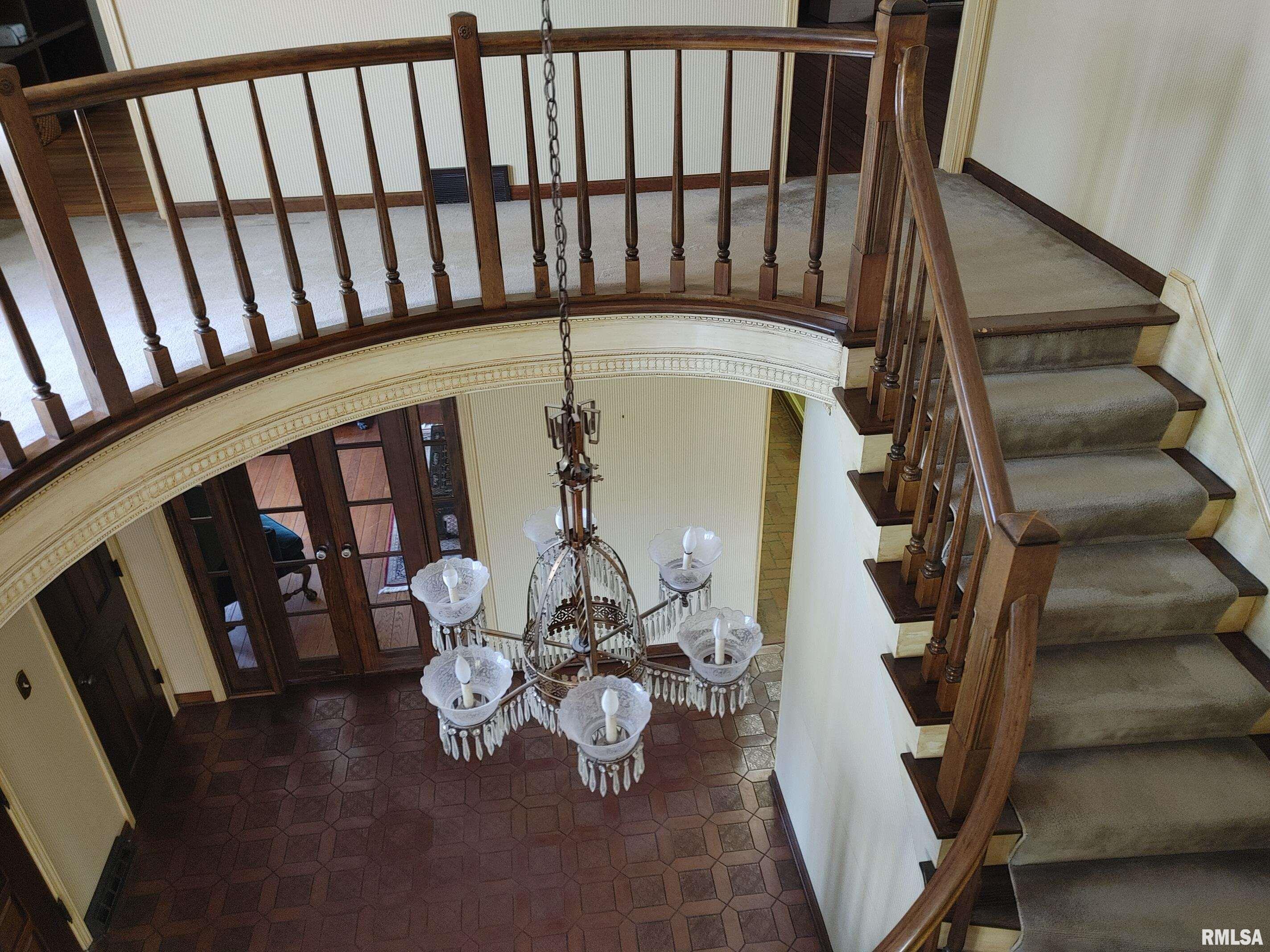 214 West Wolf Road Peoria, IL 61614 - Photo 11 of 55 Gallery Image 11