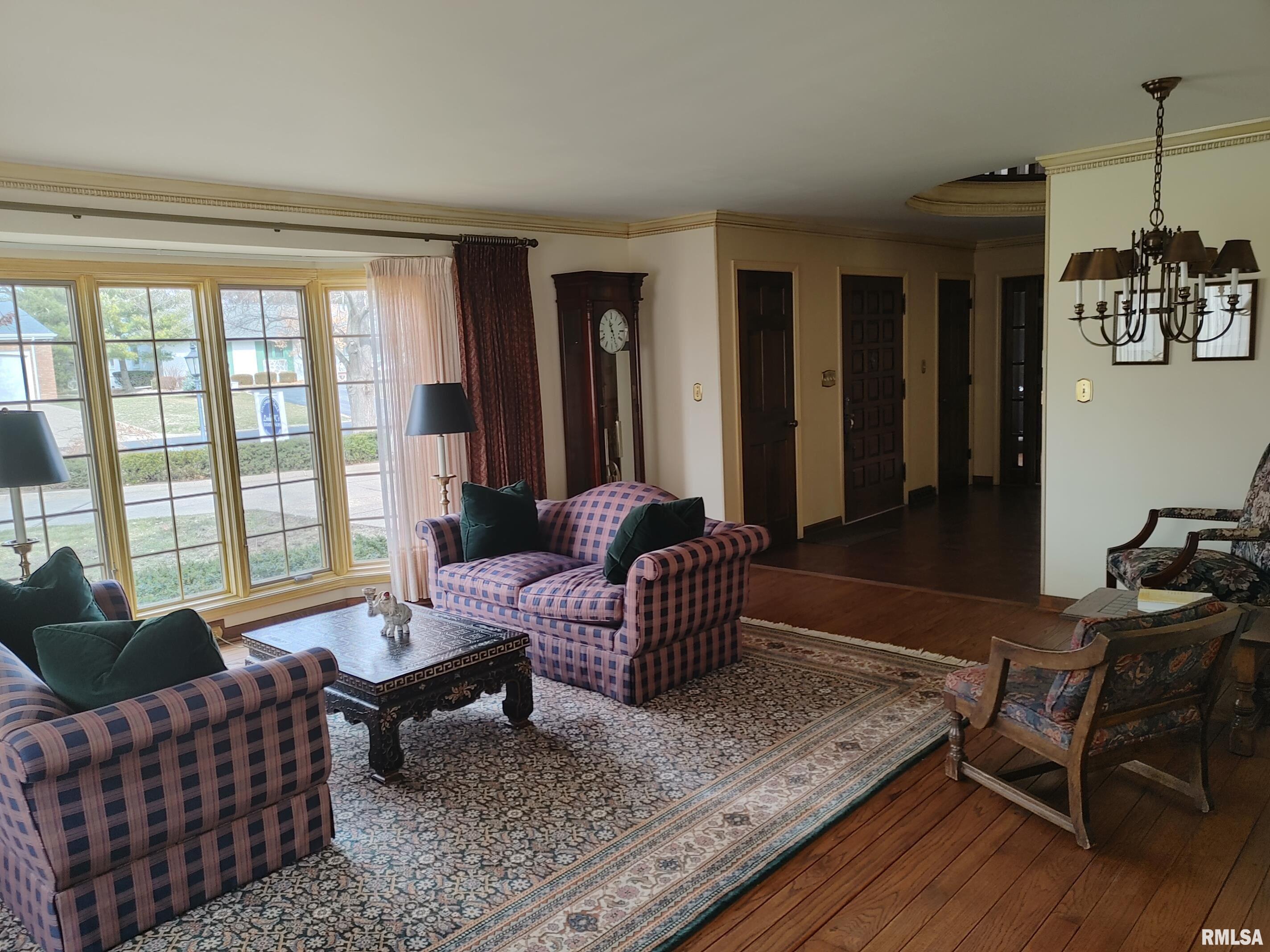 214 West Wolf Road Peoria, IL 61614 - Photo 18 of 55 Gallery Image 18