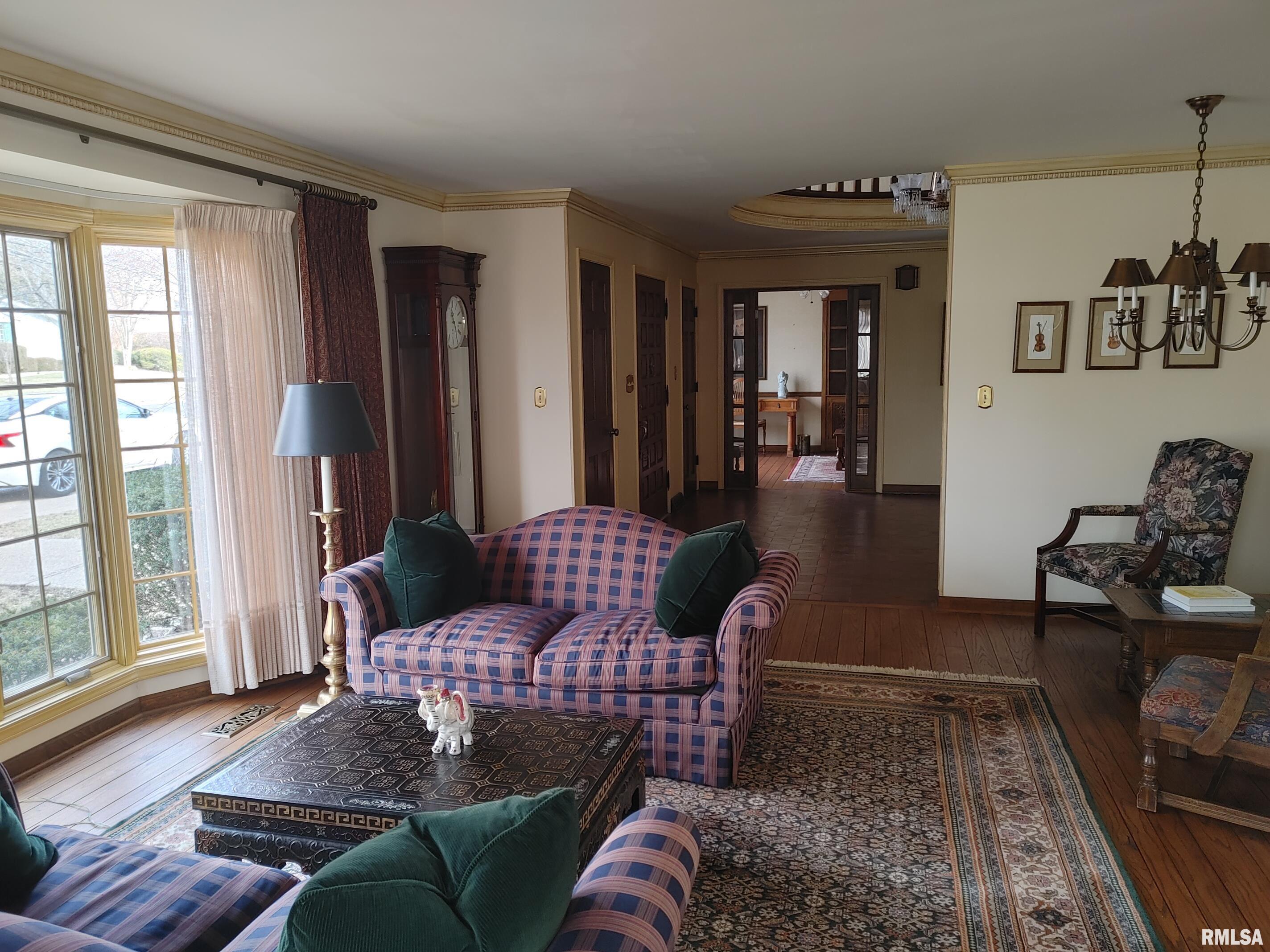 214 West Wolf Road Peoria, IL 61614 - Photo 23 of 55 Gallery Image 23