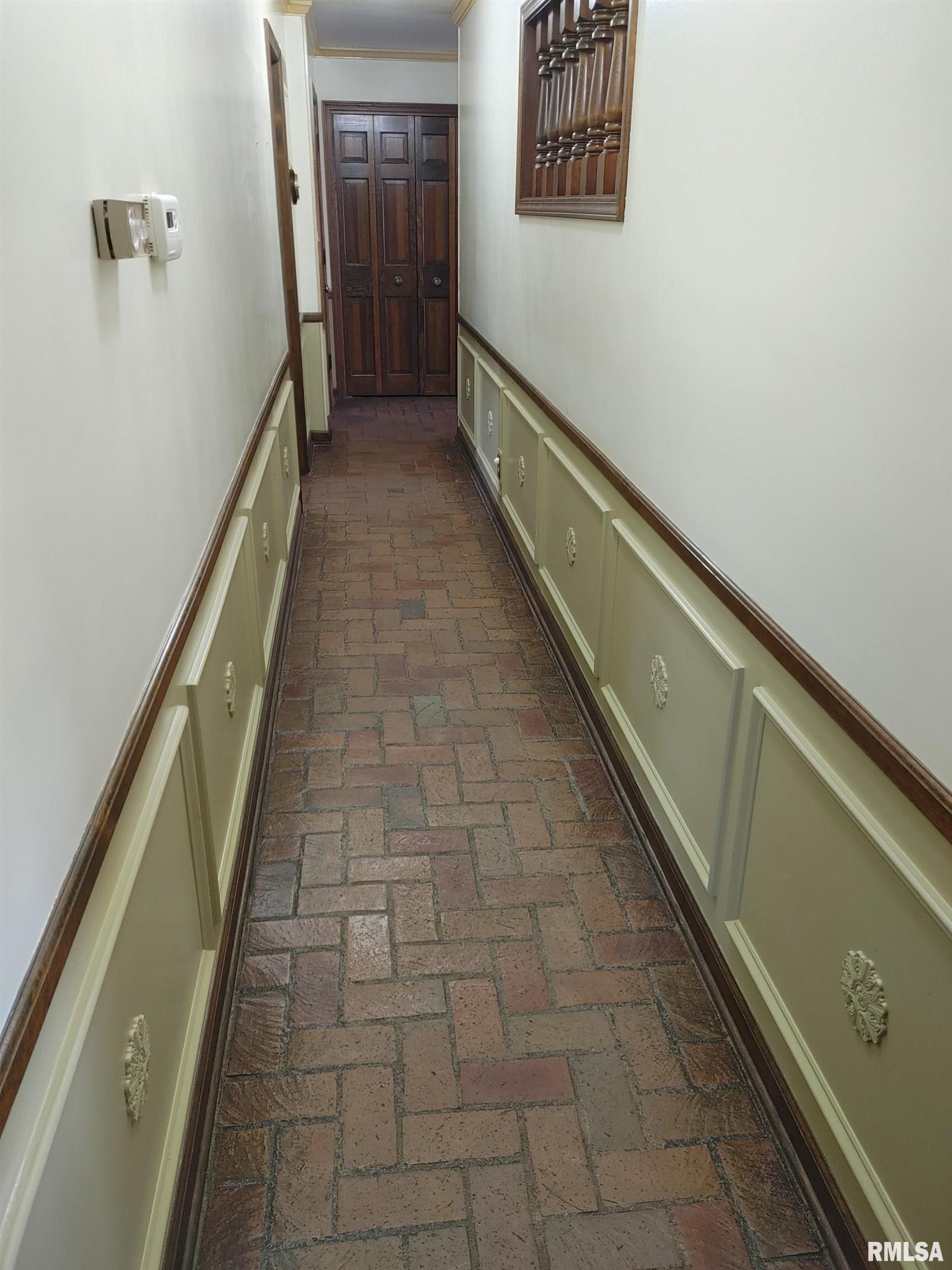 214 West Wolf Road Peoria, IL 61614 - Photo 39 of 55 Gallery Image 39