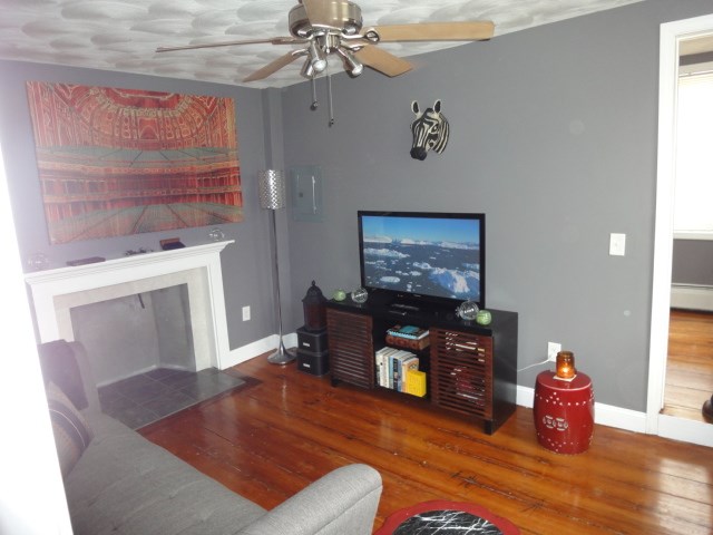 69 Spring Street Newport, RI 02840 - Photo 9 of 14