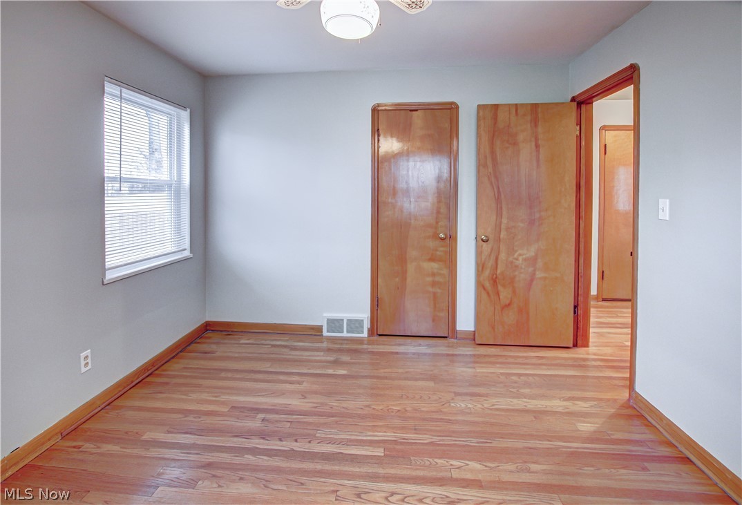 5910 Ridgewood Avenue Parma, OH 44129 - Photo 18 of 22