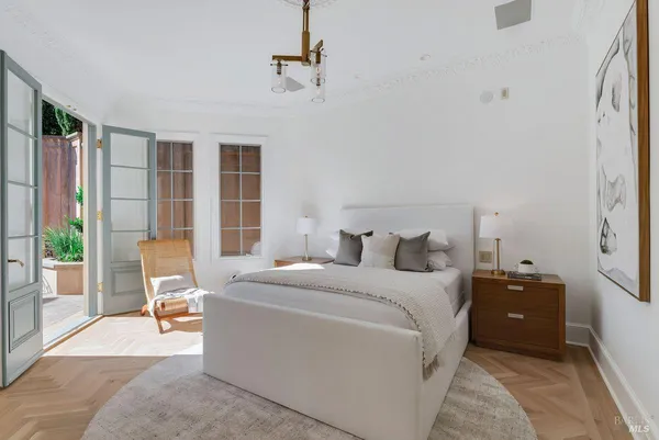 $14,995,000 | 27 Upper Road, Ross, CA 94957