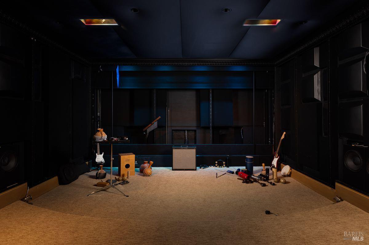 27 Upper Road Ross, CA 94957 - Photo 34 of 59