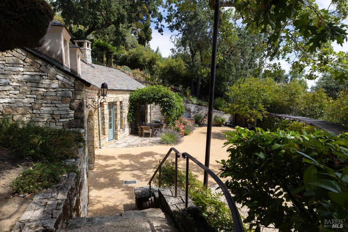 27 Upper Road Ross, CA 94957 - Photo 43 of 59