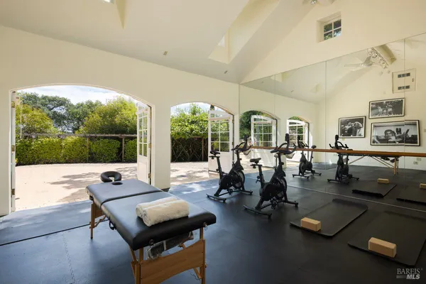 $14,995,000 | 27 Upper Road, Ross, CA 94957