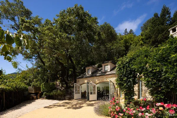 $14,995,000 | 27 Upper Road, Ross, CA 94957